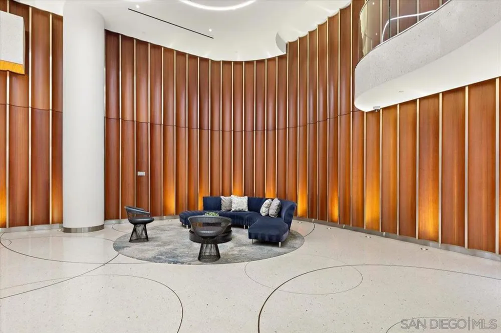 888 W E St #Unit 1001 San Diego, CA 92101