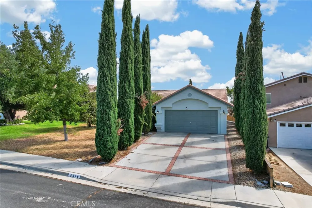 2816 Owens Rosamond, CA 93560