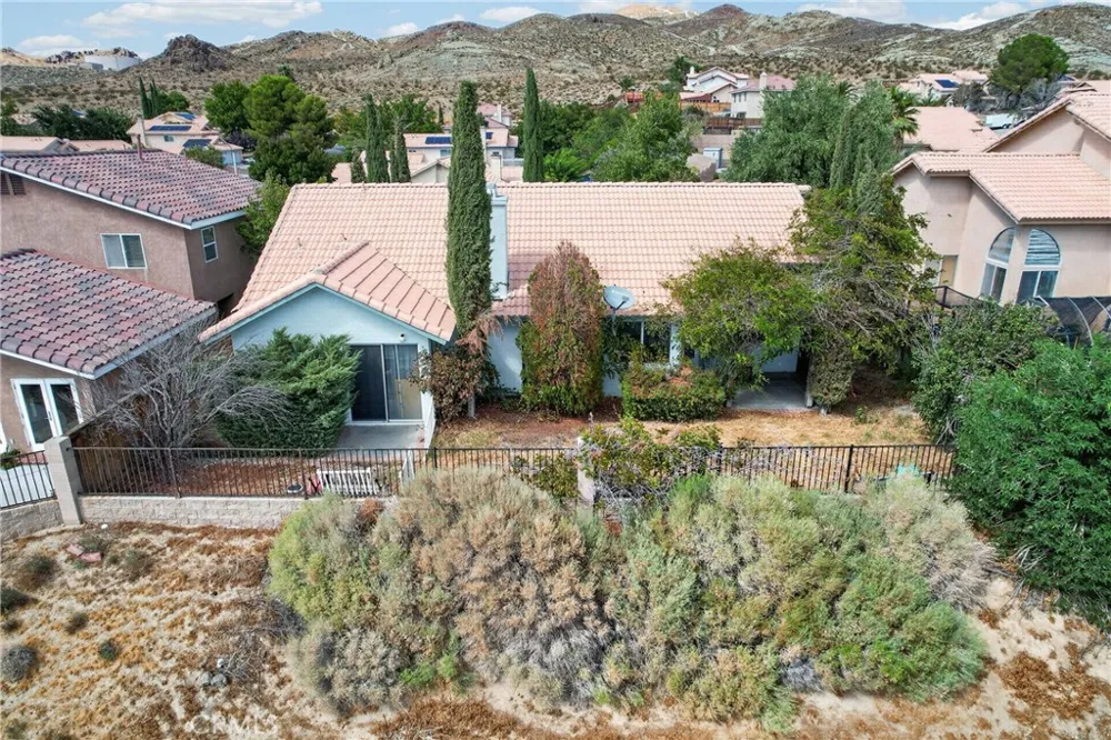 2816 Owens Rosamond, CA 93560