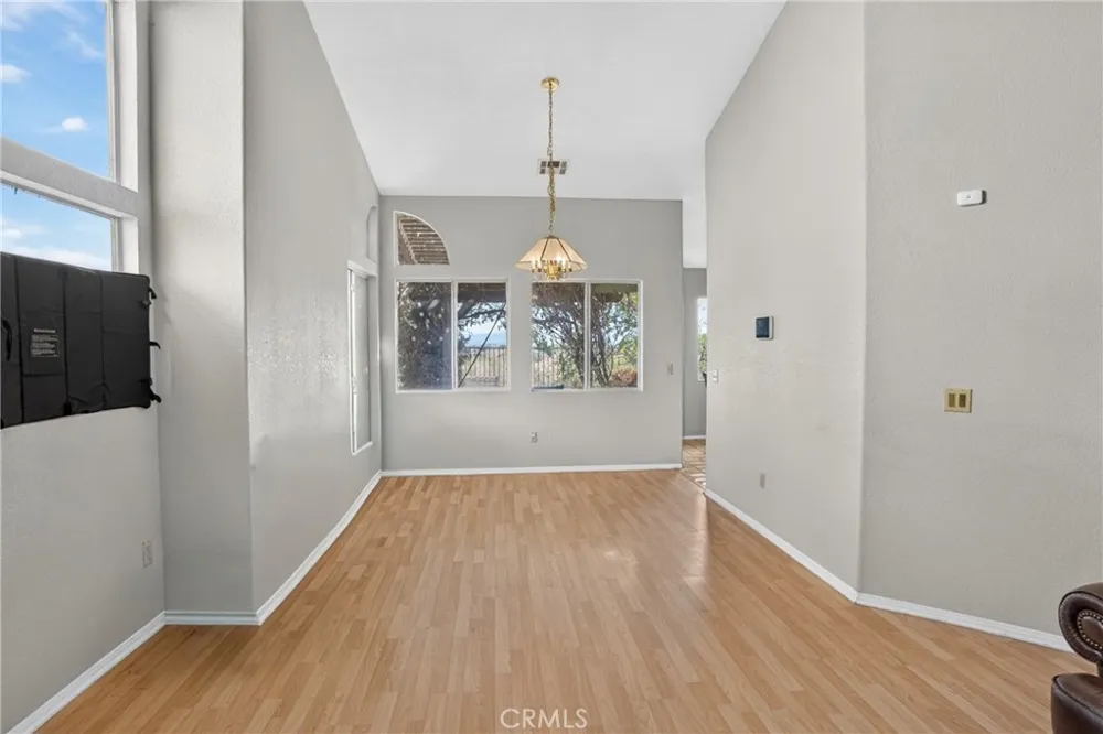 2816 Owens Rosamond, CA 93560