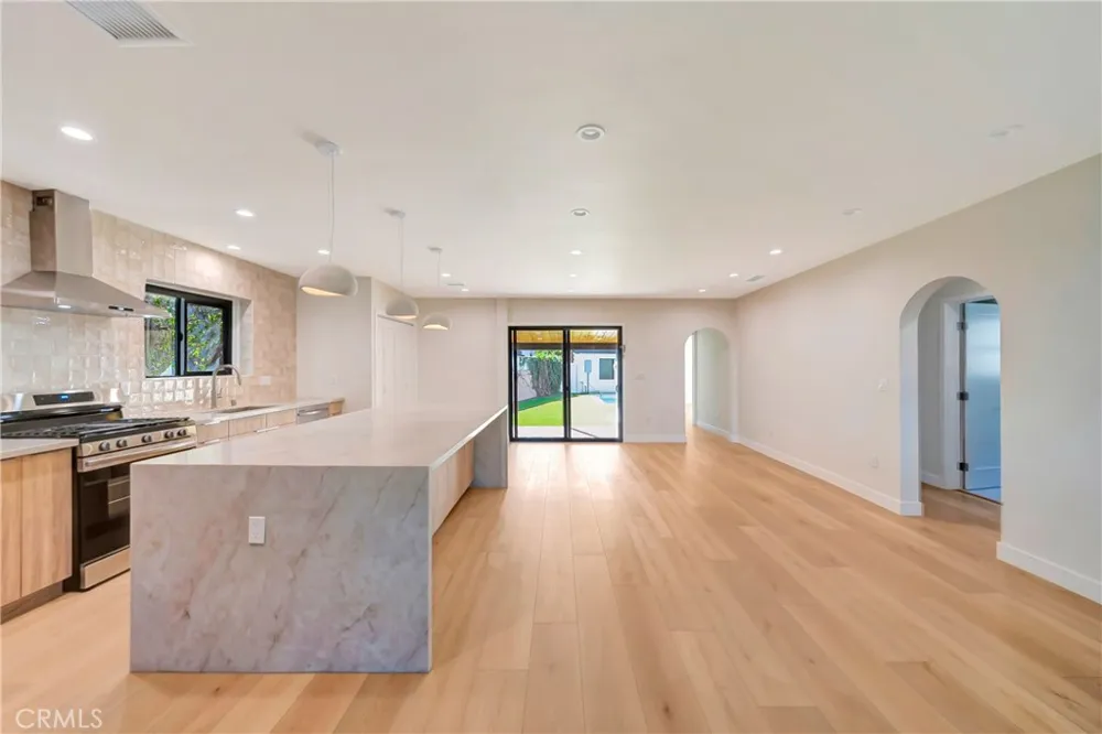 4419 Tyrone Street Sherman Oaks, CA 91423