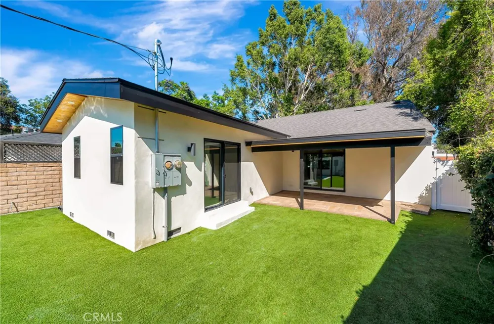 4419 Tyrone Street Sherman Oaks, CA 91423