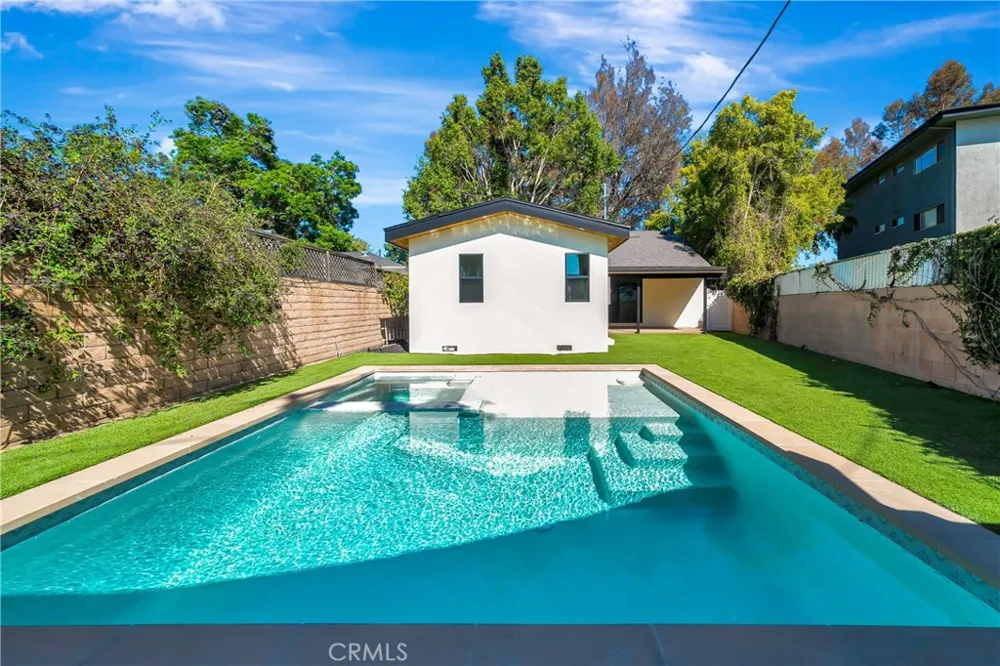 4419 Tyrone Street Sherman Oaks, CA 91423