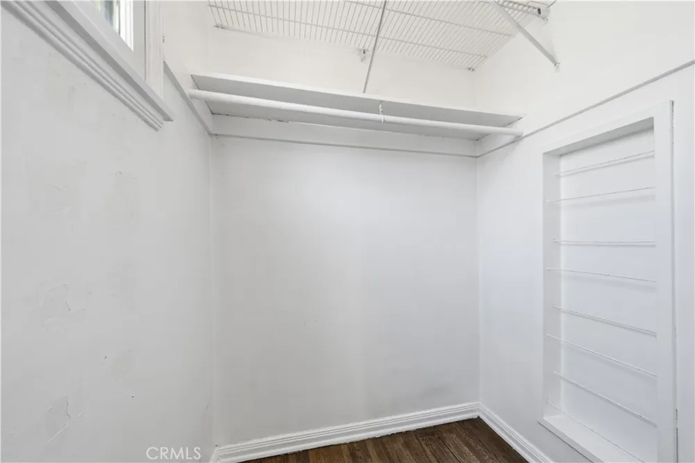 6237 W 6th Street Los Angeles, CA 90048