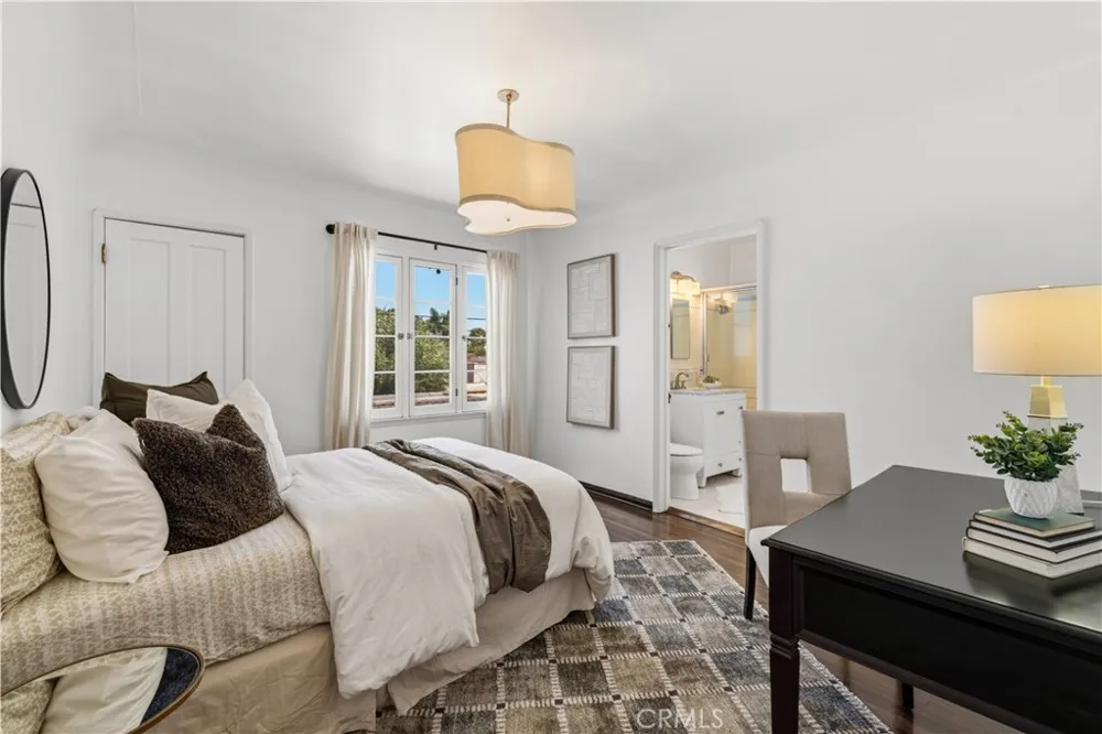 6237 W 6th Street Los Angeles, CA 90048