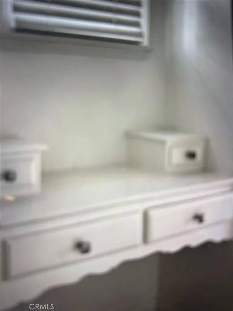 6237 W 6th Street Los Angeles, CA 90048