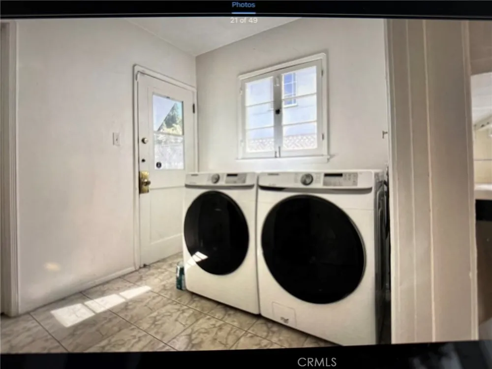 6237 W 6th Street Los Angeles, CA 90048