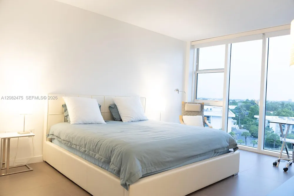 10275 Collins Ave #523 Bal Harbour, FL 33154