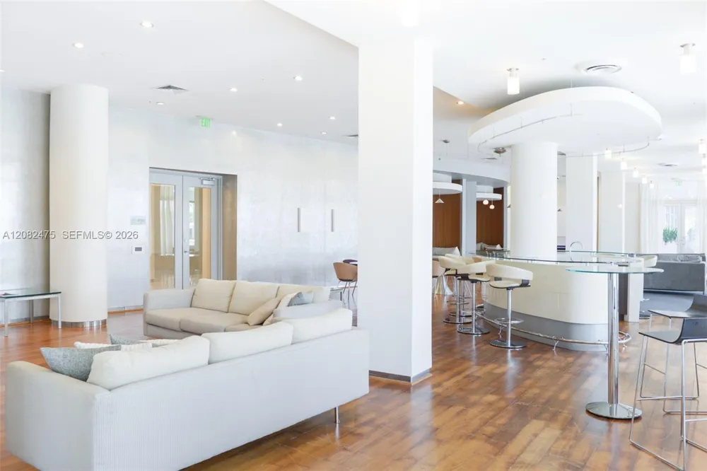 10275 Collins Ave #523 Bal Harbour, FL 33154