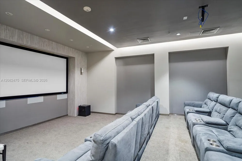 10275 Collins Ave #523 Bal Harbour, FL 33154