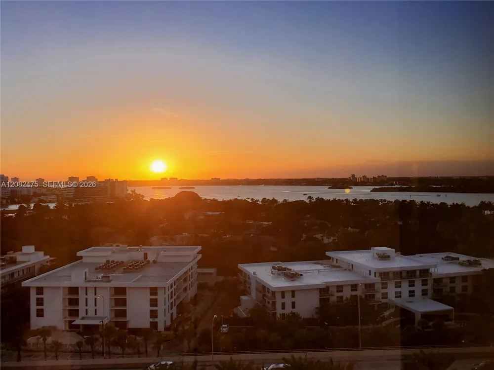 10275 Collins Ave #523 Bal Harbour, FL 33154