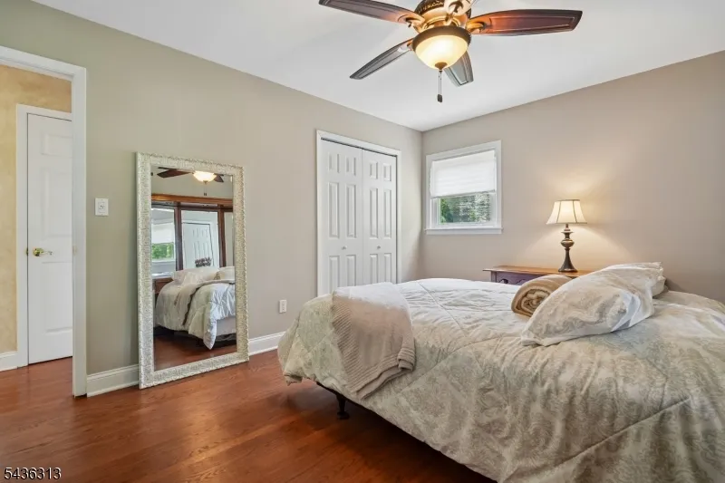18 Mary Ellen Dr Edison, NJ 08820