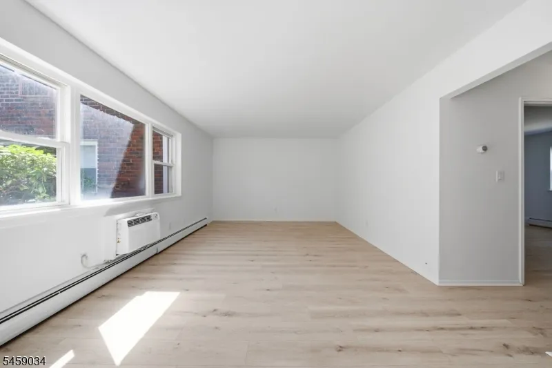 125 Regency Park #125 Unit 125 Ramsey, NJ 07446