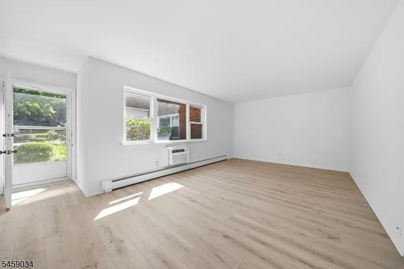 125 Regency Park #125 Unit 125 Ramsey, NJ 07446
