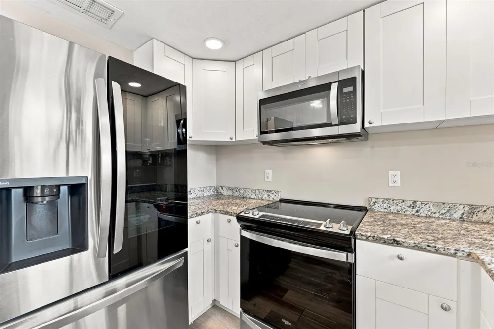 2801 CANDLEWOOD STREET Clearwater, FL 33759