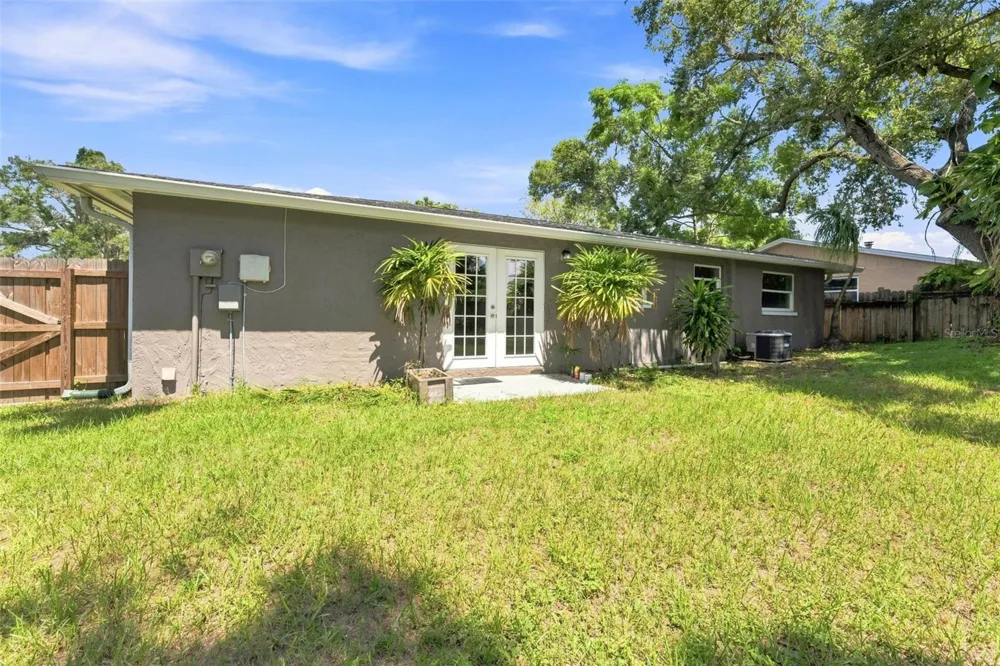 2801 CANDLEWOOD STREET Clearwater, FL 33759
