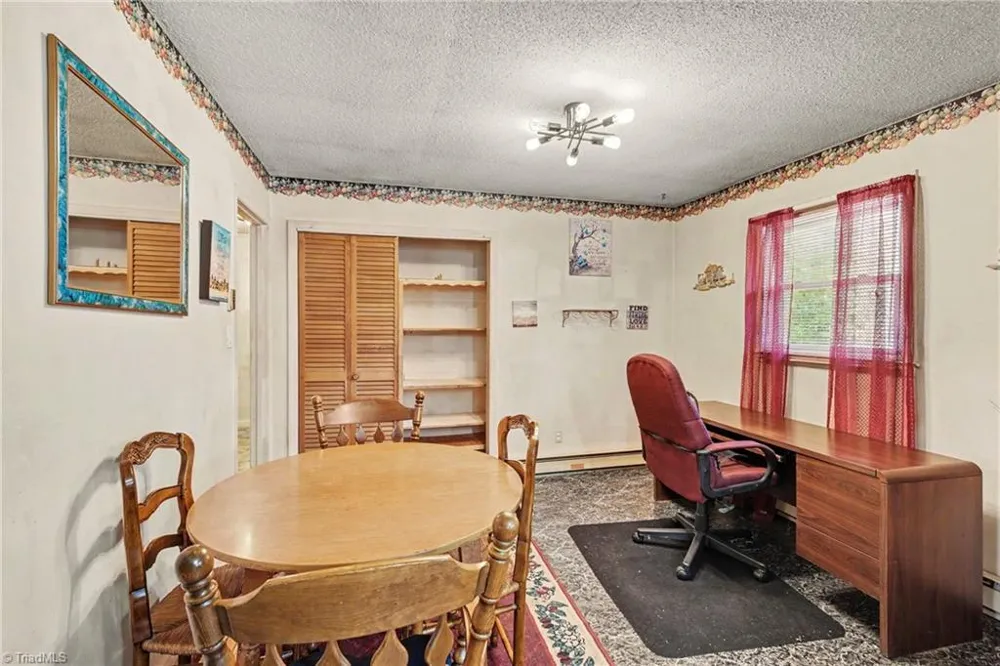 3932 Yokley Street Winston-Salem, NC 27107