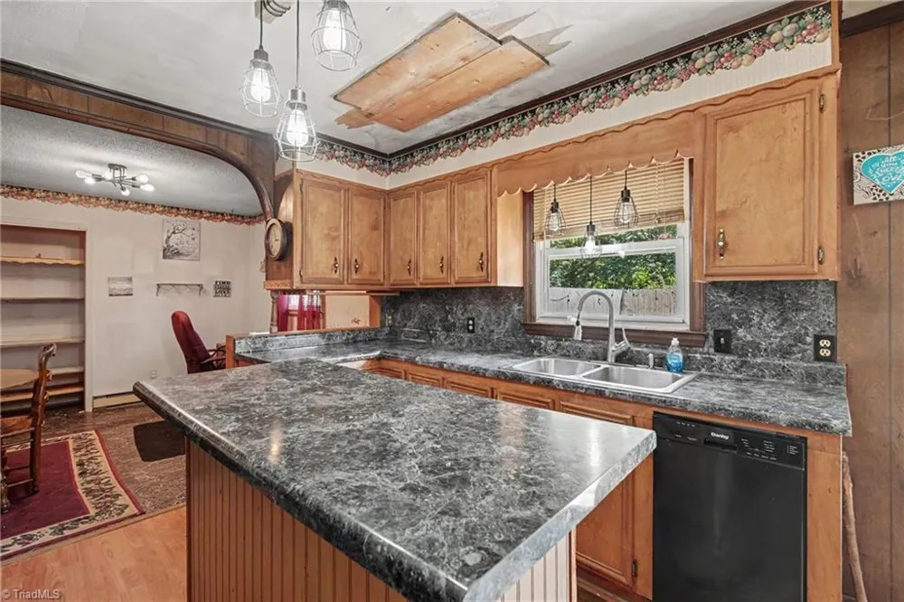3932 Yokley Street Winston-Salem, NC 27107