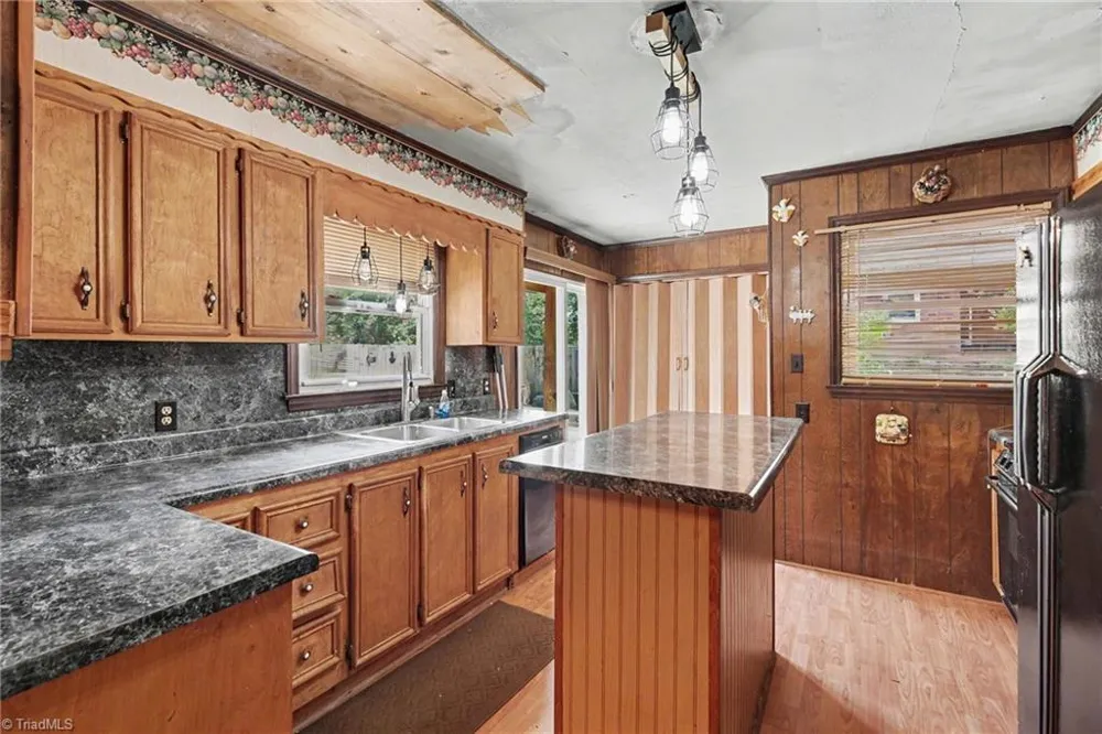 3932 Yokley Street Winston-Salem, NC 27107