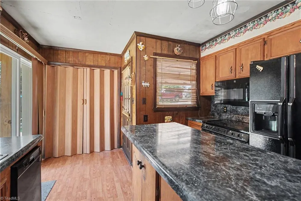 3932 Yokley Street Winston-Salem, NC 27107