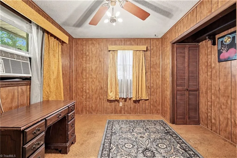 3932 Yokley Street Winston-Salem, NC 27107