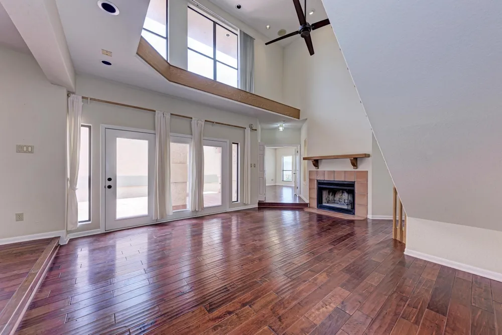 583 Rupen Drive Lakeway, TX 78734