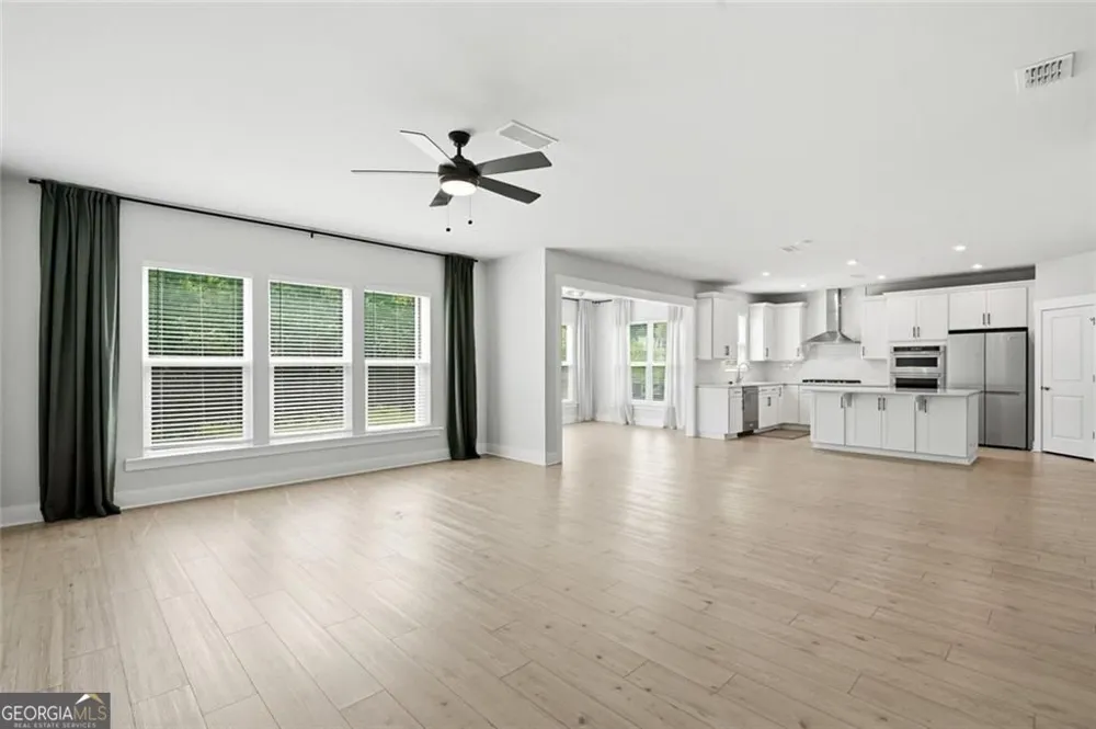 4719 Wilderness TRL Flowery Branch, GA 30542