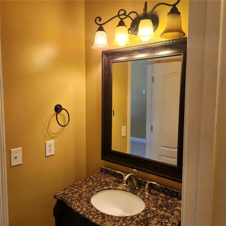 635 Syreeta Lane Atlanta, GA 30349