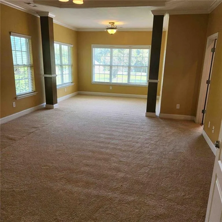 635 Syreeta Lane Atlanta, GA 30349