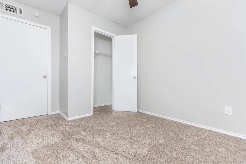 1826 Esters Road #2038 Irving, TX 75061