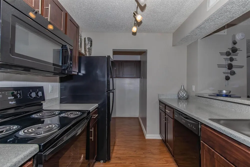 1826 Esters Road #2038 Irving, TX 75061