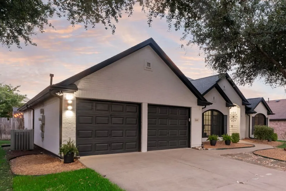 2624 Edgefield Trail Mansfield, TX 76063