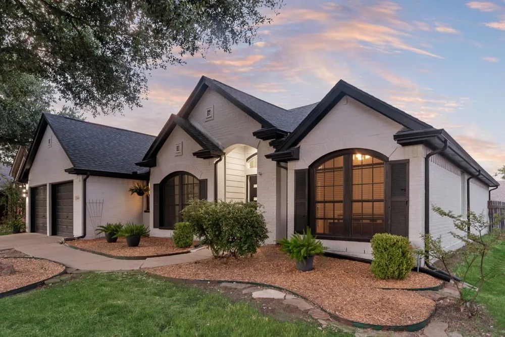 2624 Edgefield Trail Mansfield, TX 76063