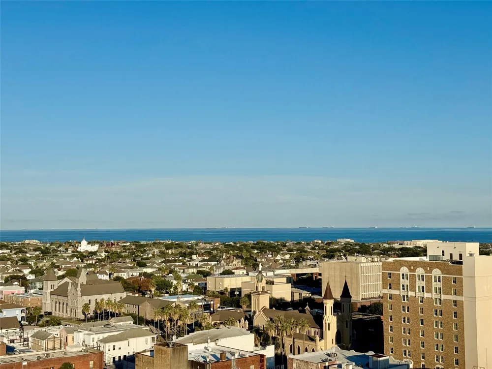 2201 Market Street #902 Galveston, TX 77550