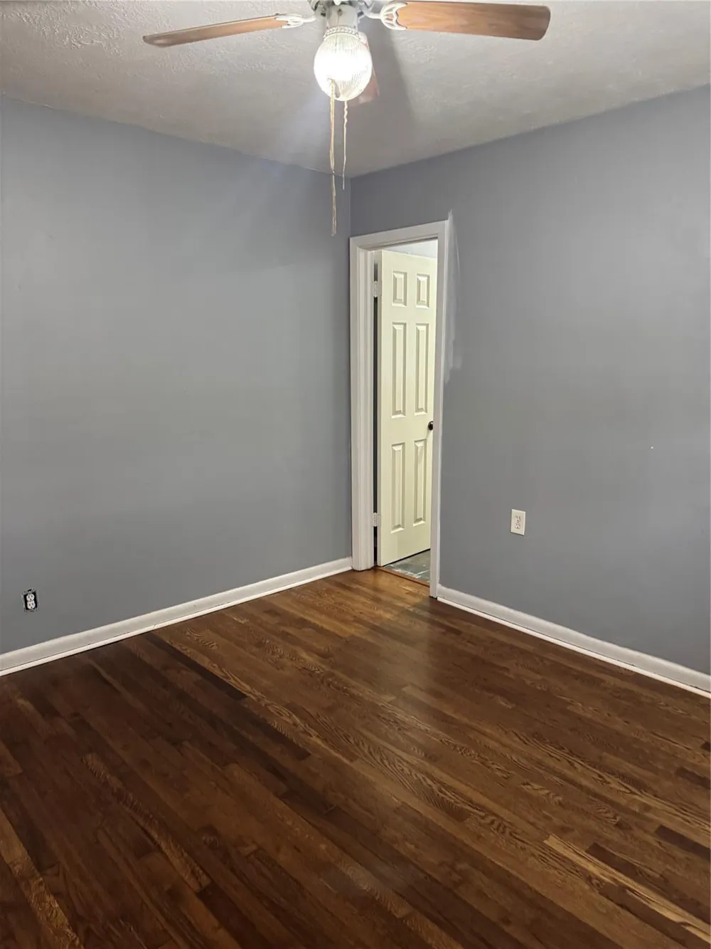821 Cloverleaf Street Houston, TX 77015