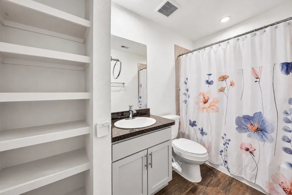 5630 Vintage Oakmont Drive Spring, TX 77373