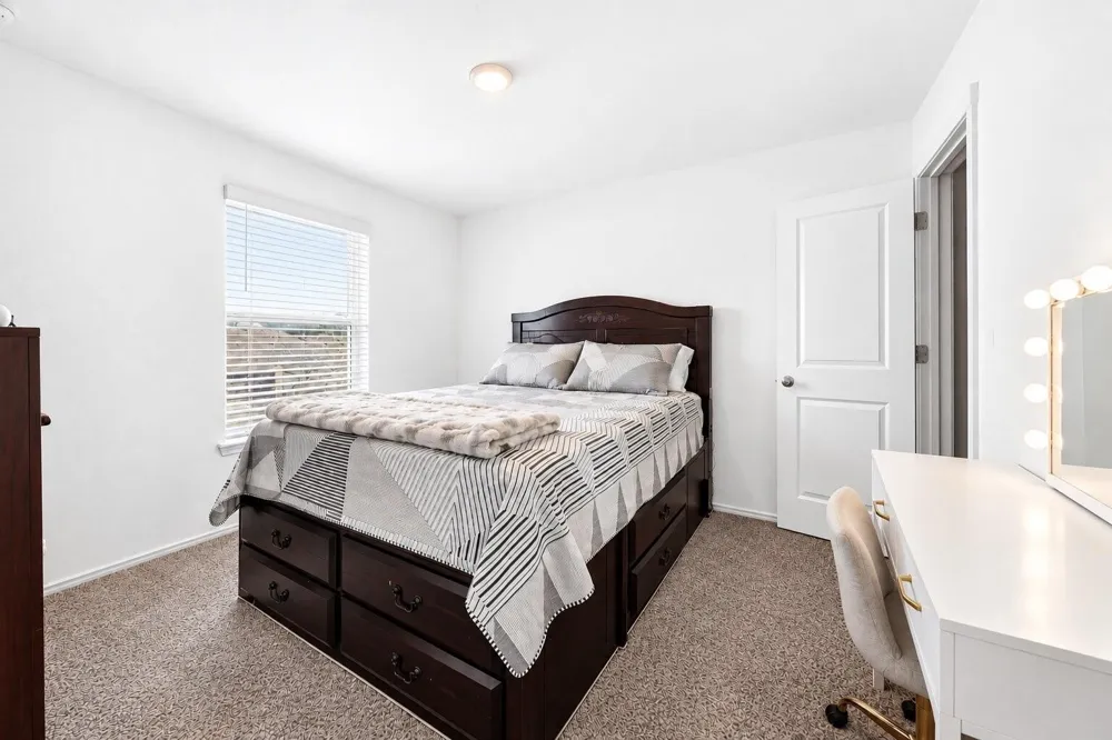 5630 Vintage Oakmont Drive Spring, TX 77373