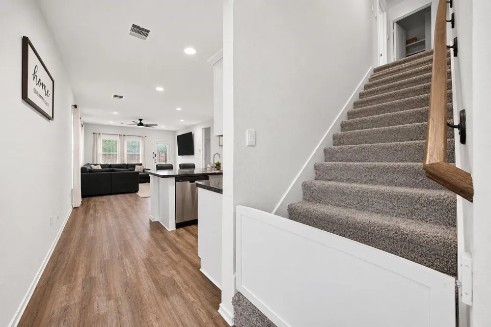5630 Vintage Oakmont Drive Spring, TX 77373