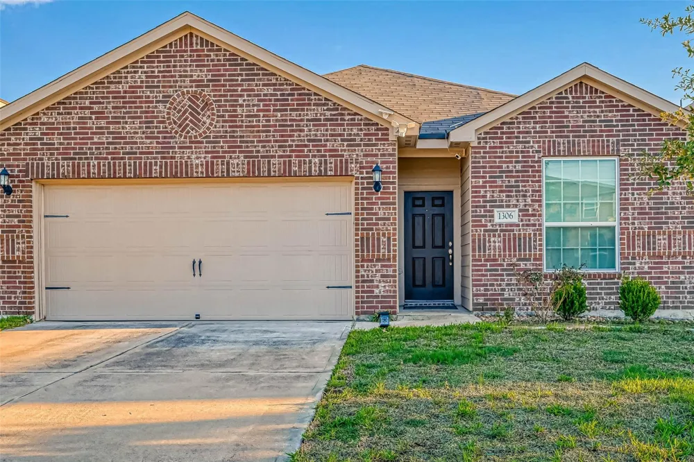 1306 Diamond Drape Drive Iowa Colony, TX 77583