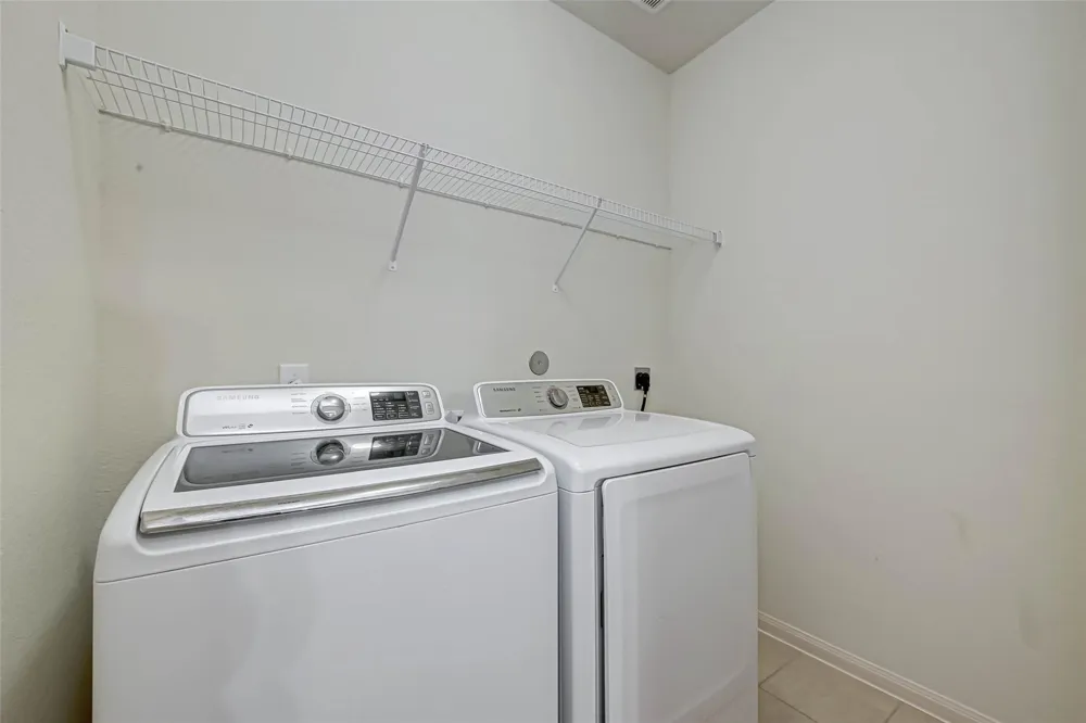 1306 Diamond Drape Drive Iowa Colony, TX 77583