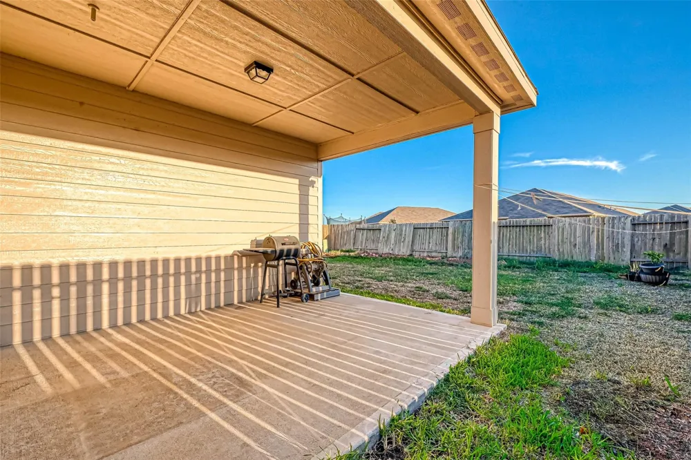 1306 Diamond Drape Drive Iowa Colony, TX 77583