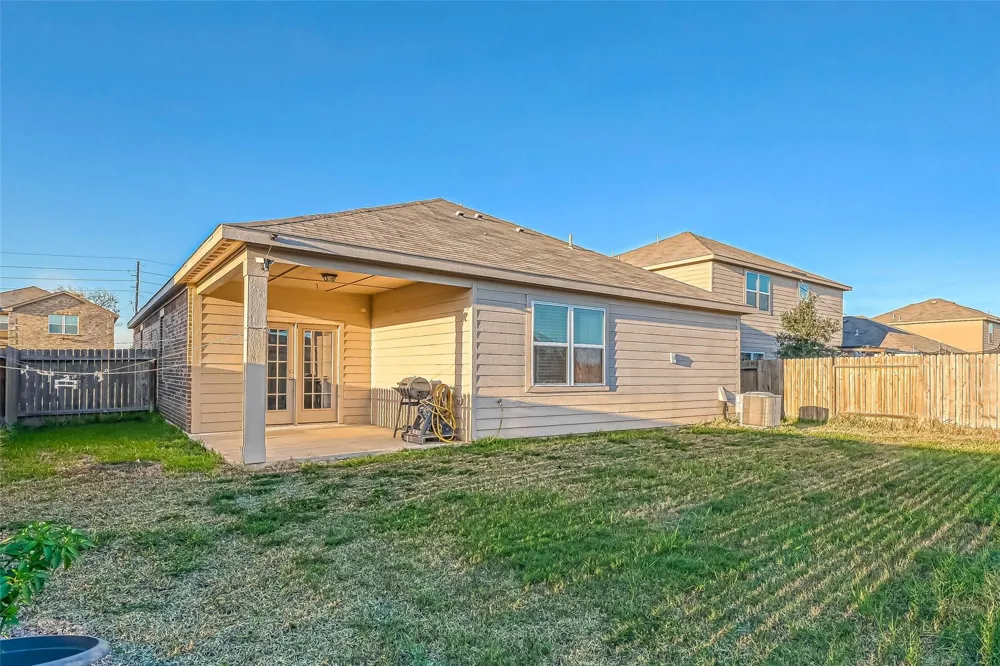 1306 Diamond Drape Drive Iowa Colony, TX 77583