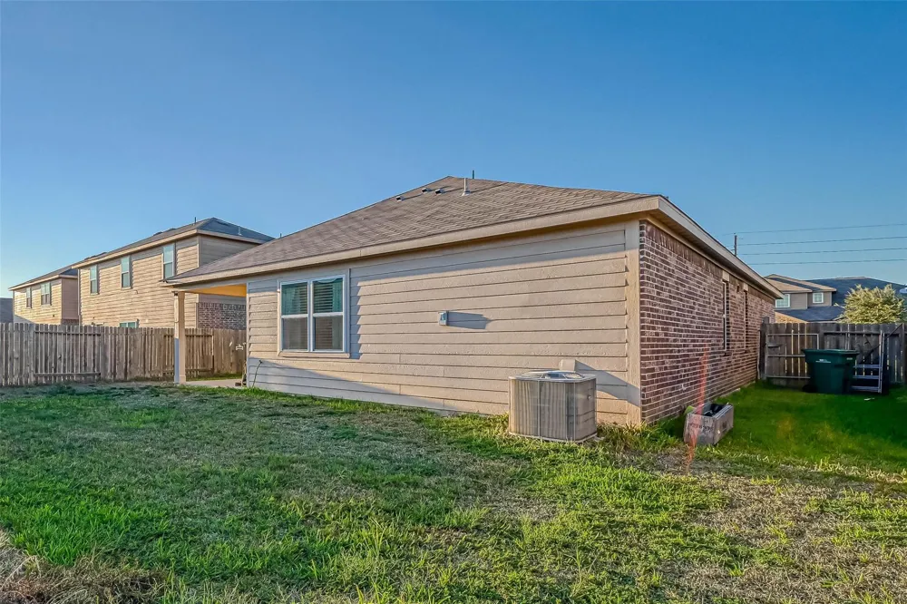1306 Diamond Drape Drive Iowa Colony, TX 77583