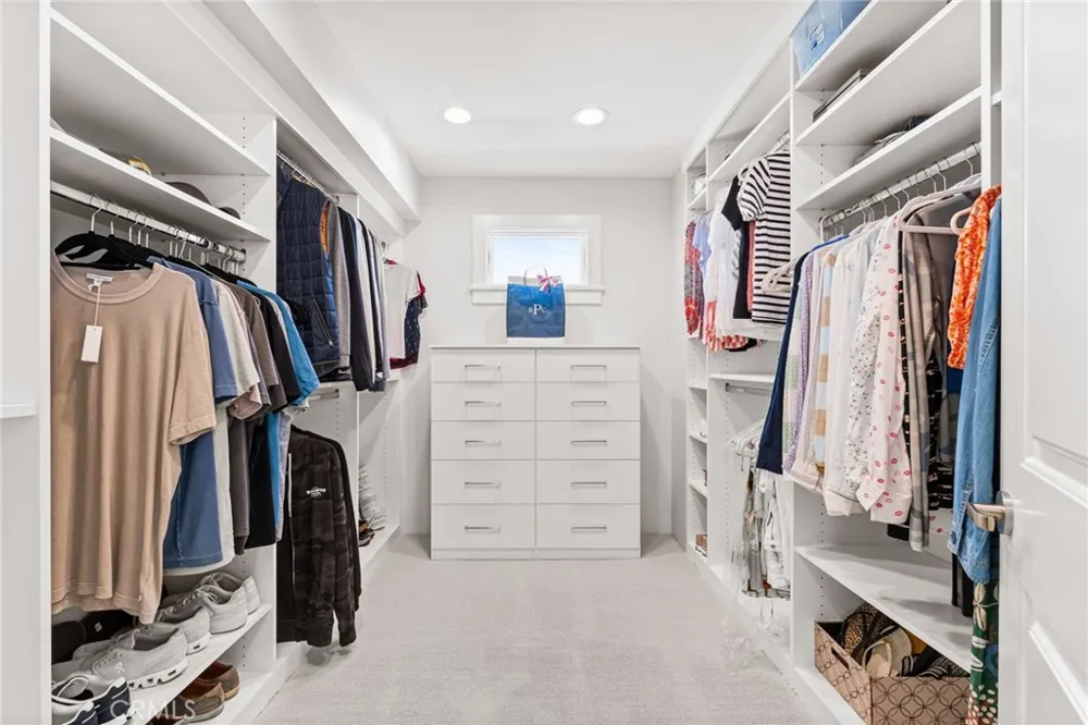 118 Sapphire Newport Beach, CA 92662