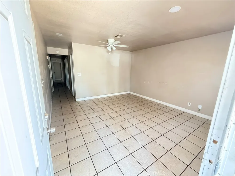 268 E 10th Merced, CA 95341