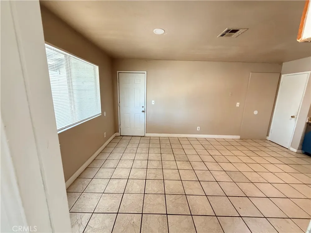 268 E 10th Merced, CA 95341