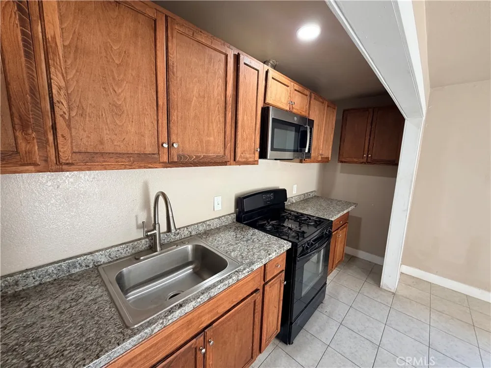 268 E 10th Merced, CA 95341