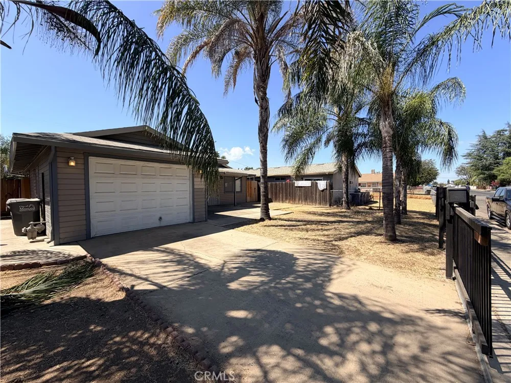 268 E 10th Merced, CA 95341