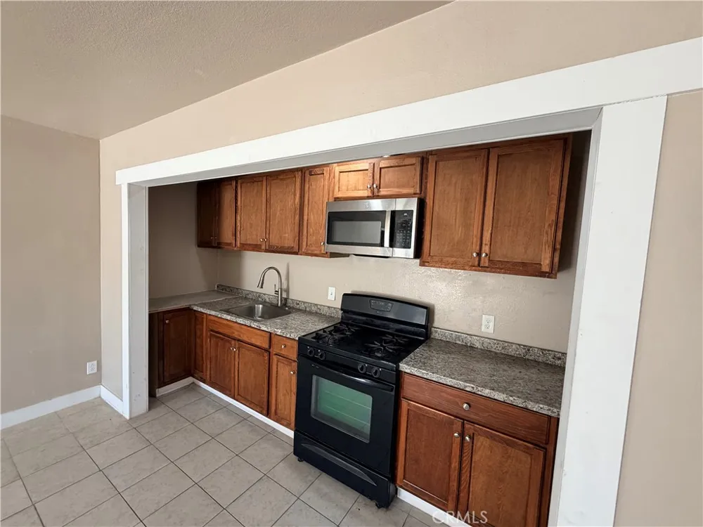 268 E 10th Merced, CA 95341