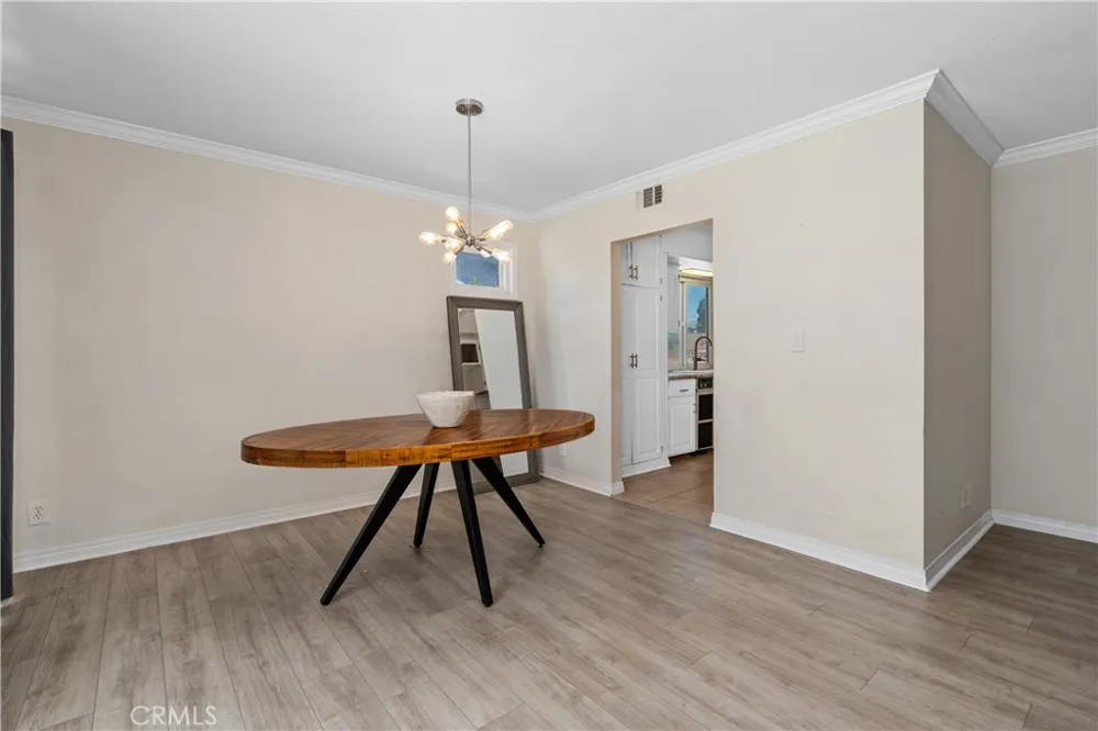789 Hudspeth Street Simi Valley, CA 93065